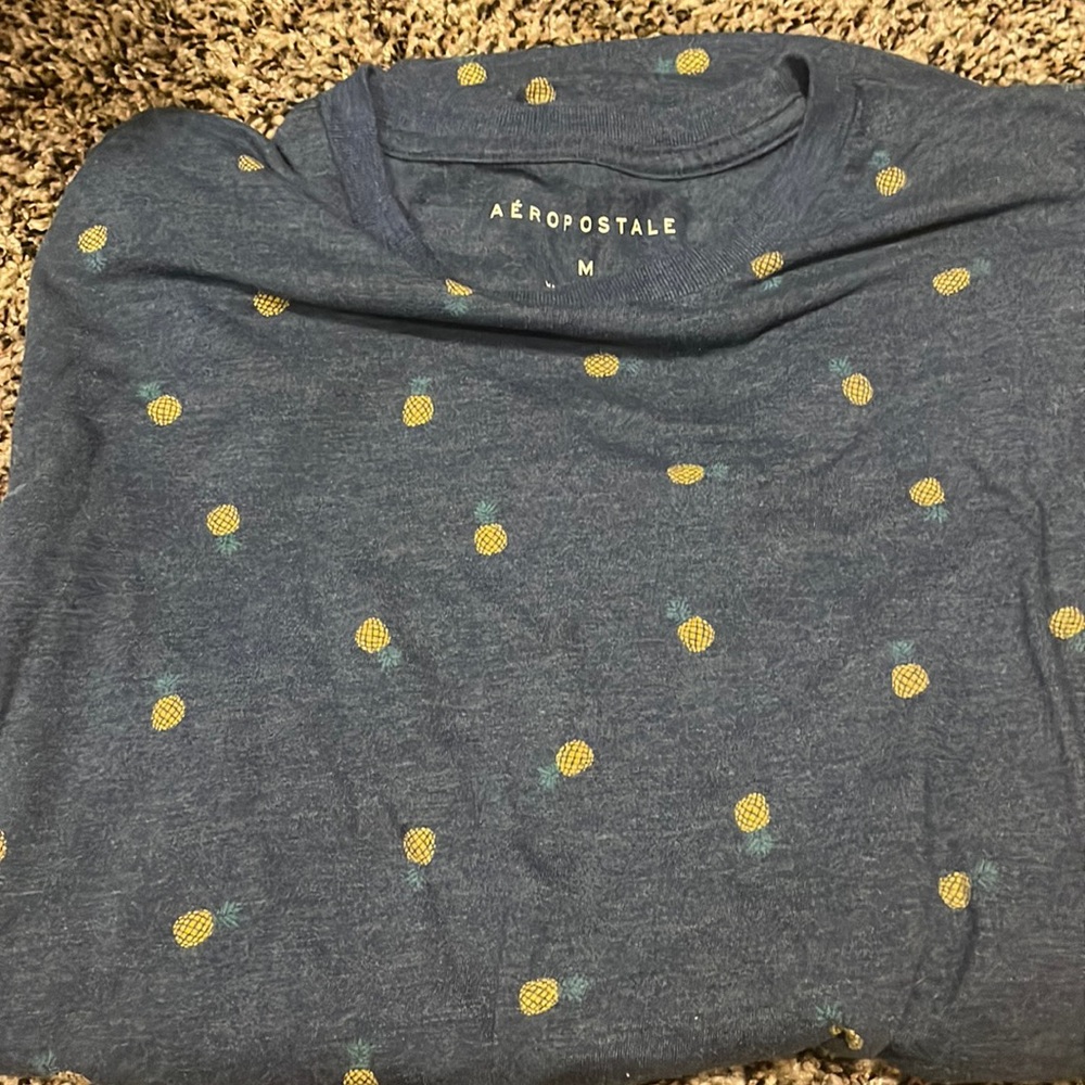 blue shirt